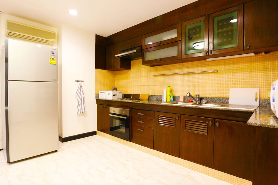 Exclusive Apartment 2 Bedrooms | Private kitchen | Full-size fridge, microwave, coffee/tea maker, electric kettle