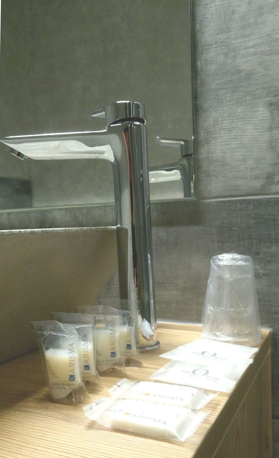Room amenity