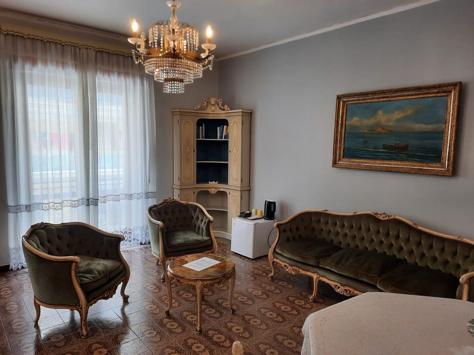 Standard Suite, Private Bathroom | Premium bedding, minibar (free items), desk, rollaway beds (surcharge)
