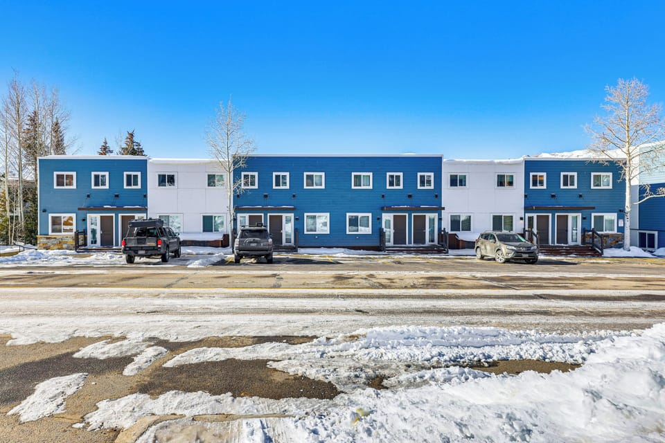 Condo Exterior | Surface Lot Parking (First-Come, First-Served)