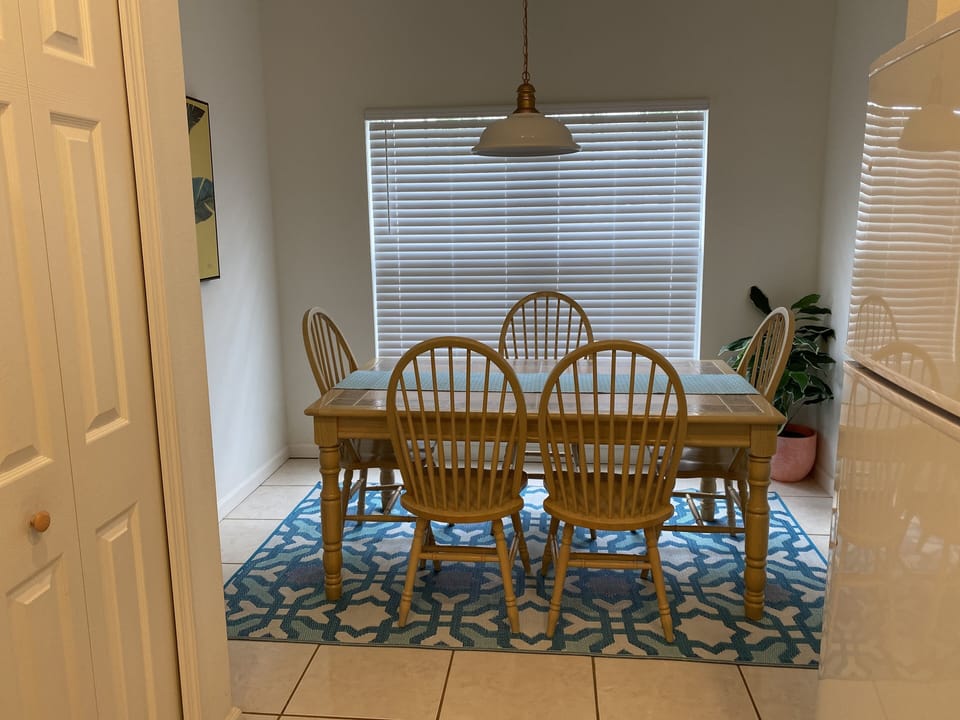 Eat In Kitchen