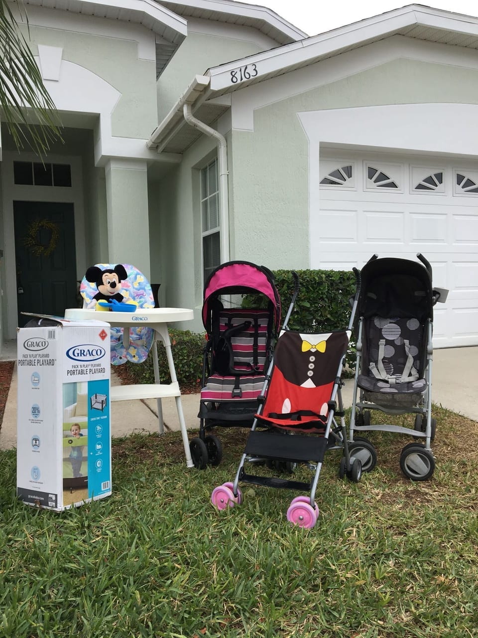 Pack N Play
High Chair
3 Strollers
Baby Dishes
