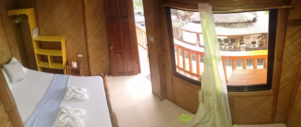 Traditional Room, 1 Double Bed, Balcony, City View | Free WiFi, bed sheets