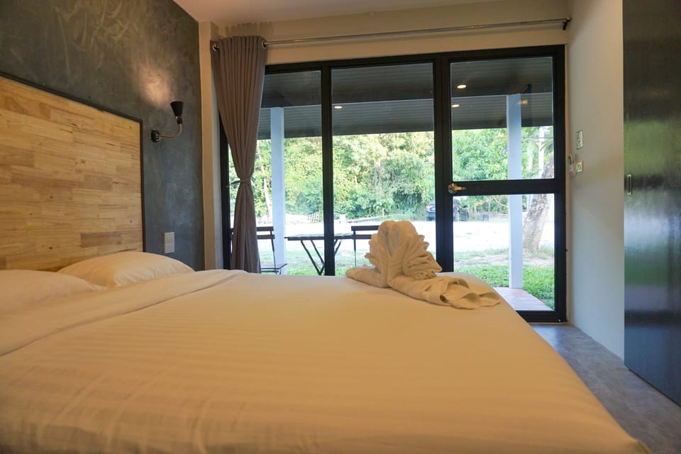 Standard Room | Blackout drapes, free WiFi