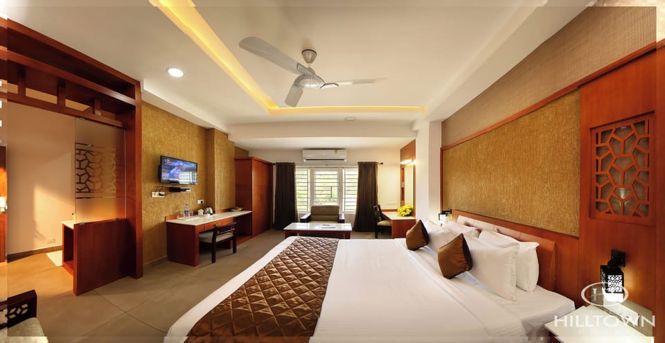 Deluxe AC Double Room, 1 King Bed | 1 bedroom, Egyptian cotton sheets, individually decorated