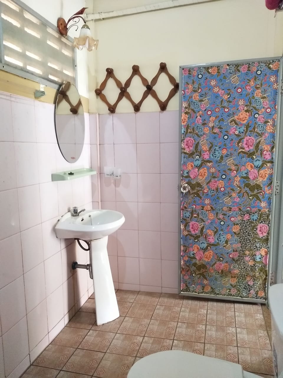 Standard Double Room | Bathroom sink