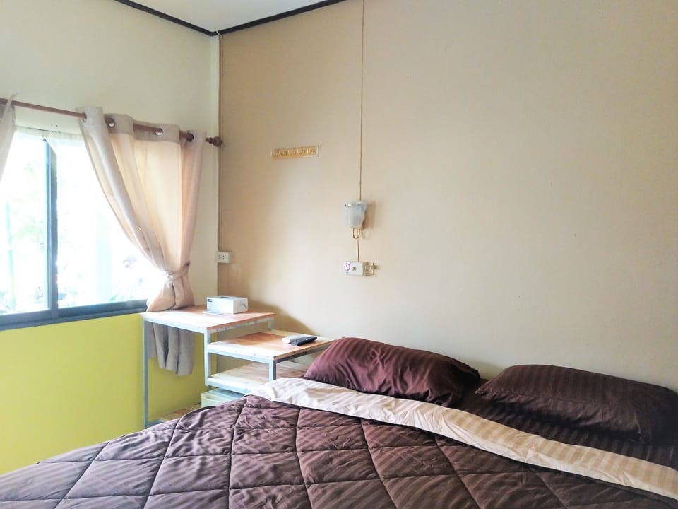 Standard Double Room | Free WiFi