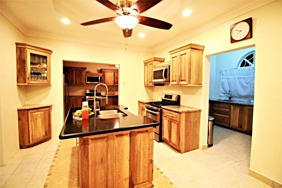Deluxe Villa, Private Pool (8 Bedrooms) | Shared kitchen | Full-size fridge, microwave, oven, stovetop