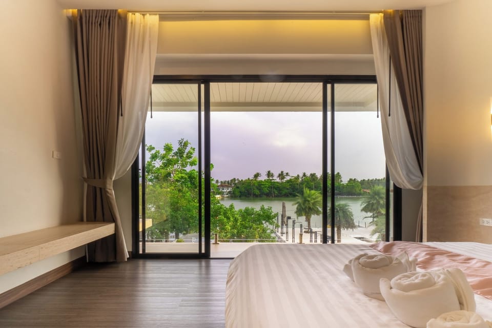 Superior Room, Garden View | Individually decorated, individually furnished, free WiFi, bed sheets