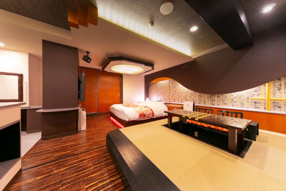 Suite | Minibar, desk, soundproofing, free WiFi