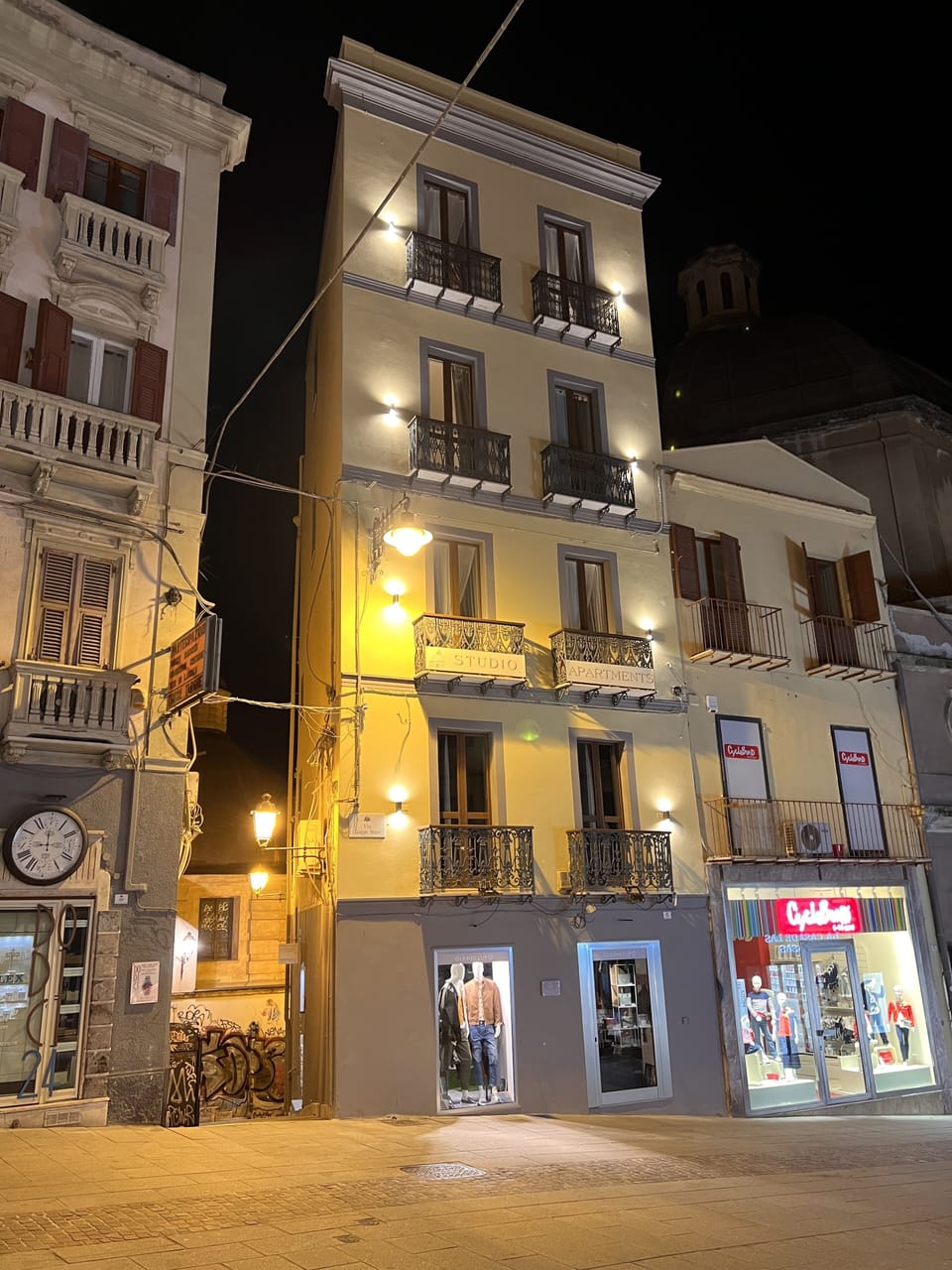 Studio Apartments Centro Storico Via Manno Bed and Breakfast in Cagliari