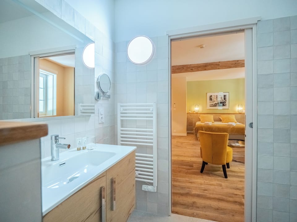 Junior Suite 3 pers. | Individually decorated, individually furnished, blackout drapes