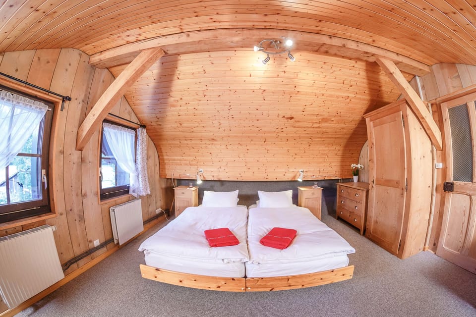 Deluxe Loft, Private Bathroom, Mountain View | Premium bedding, individually decorated, individually furnished