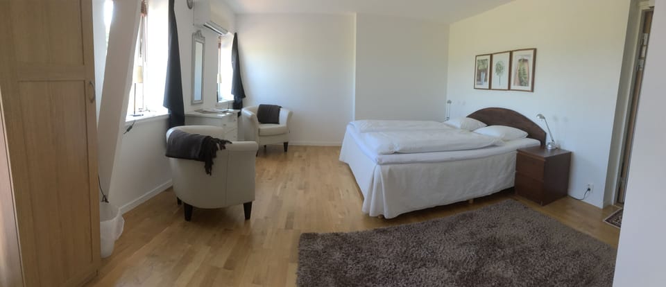 Triple Room | Individually decorated, individually furnished, blackout drapes