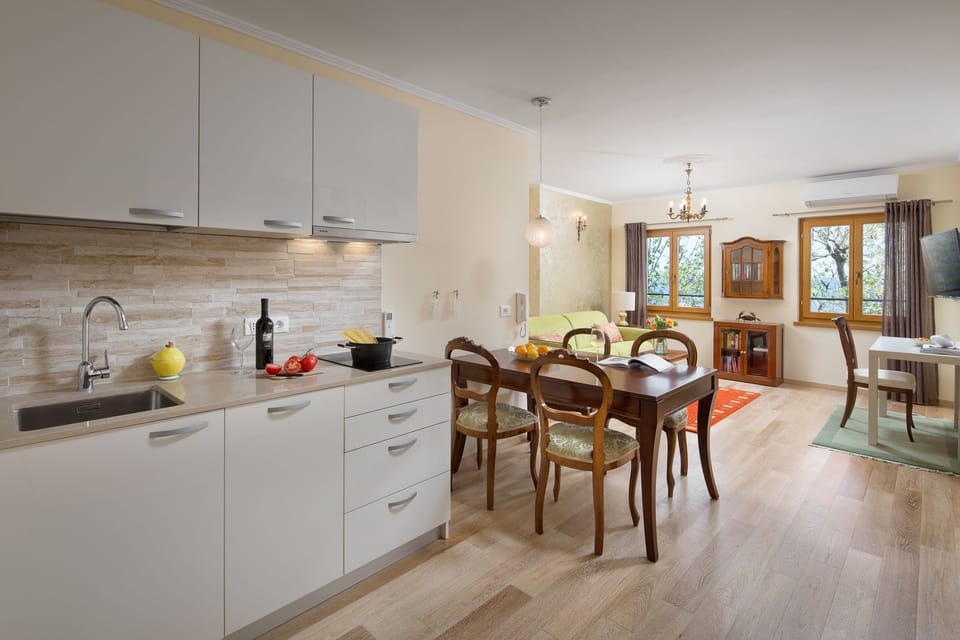 Private kitchenette
