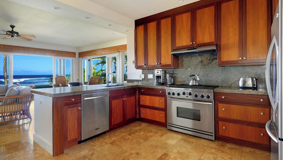 Hale Naia at Baby Beach - Ocean View Fully Equipped Kitchen - Parrish Kauai