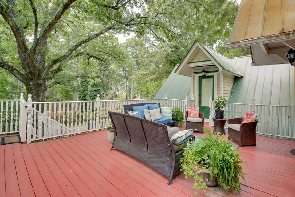 Private Deck