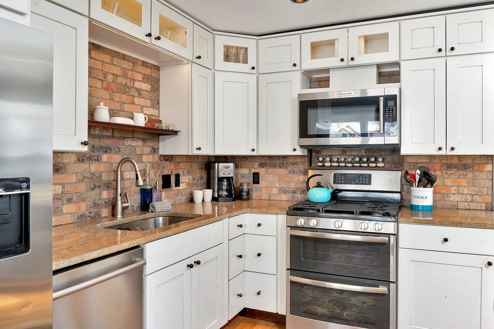 kitchen - Telluride Lodge 301 - Vivid Vacation Rentals Telluride - kitchen - Telluride Lodge 301 - Vivid Vacation Rentals Telluride