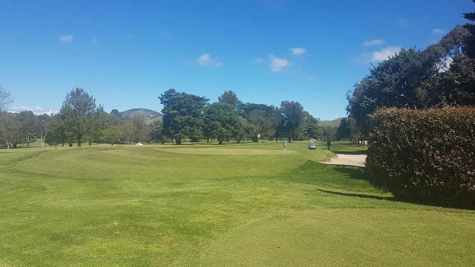 9th green. Testing par 3