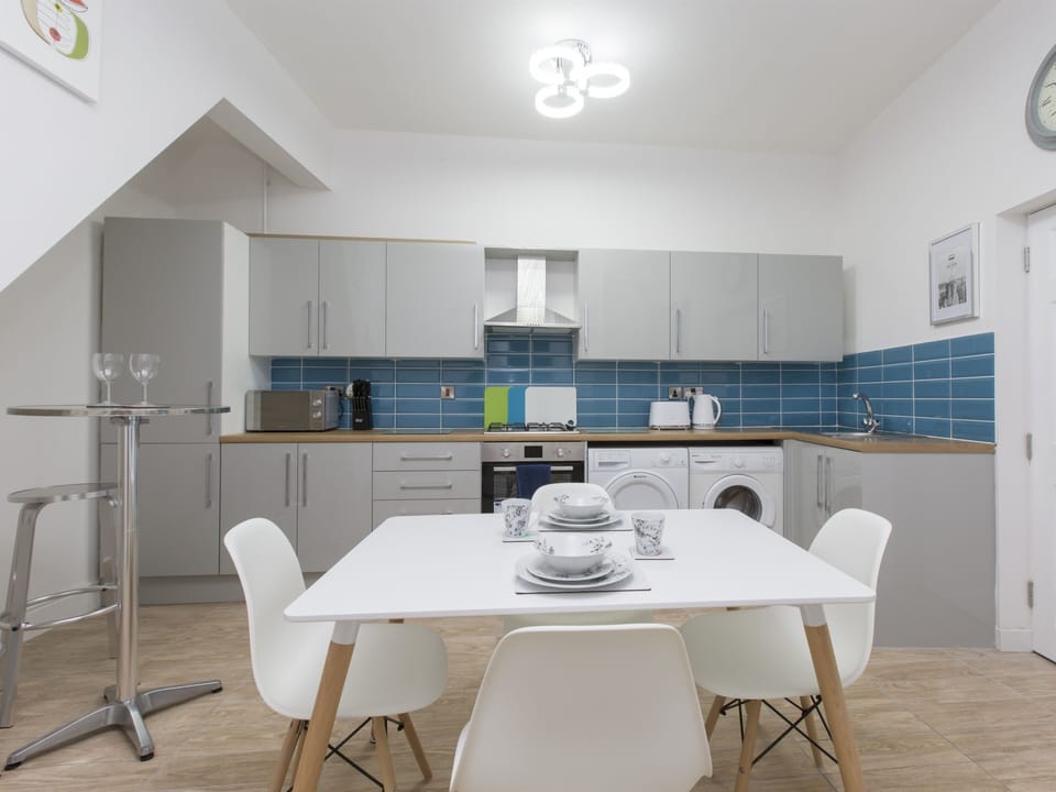 House, Private Bathroom (Whole) | Restaurant