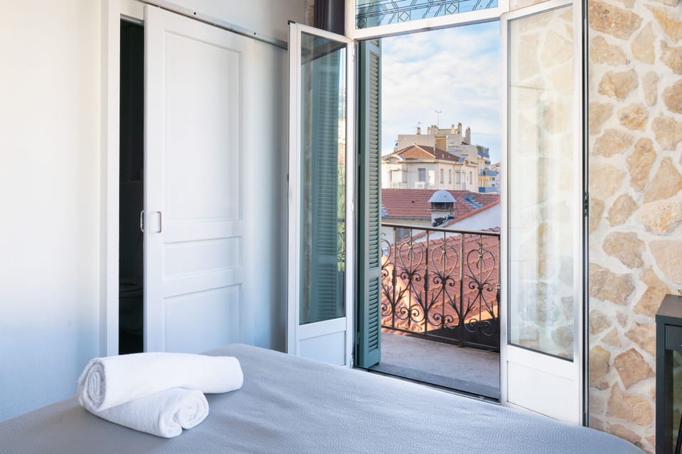 Standard Double Room | Soundproofing, free WiFi, bed sheets