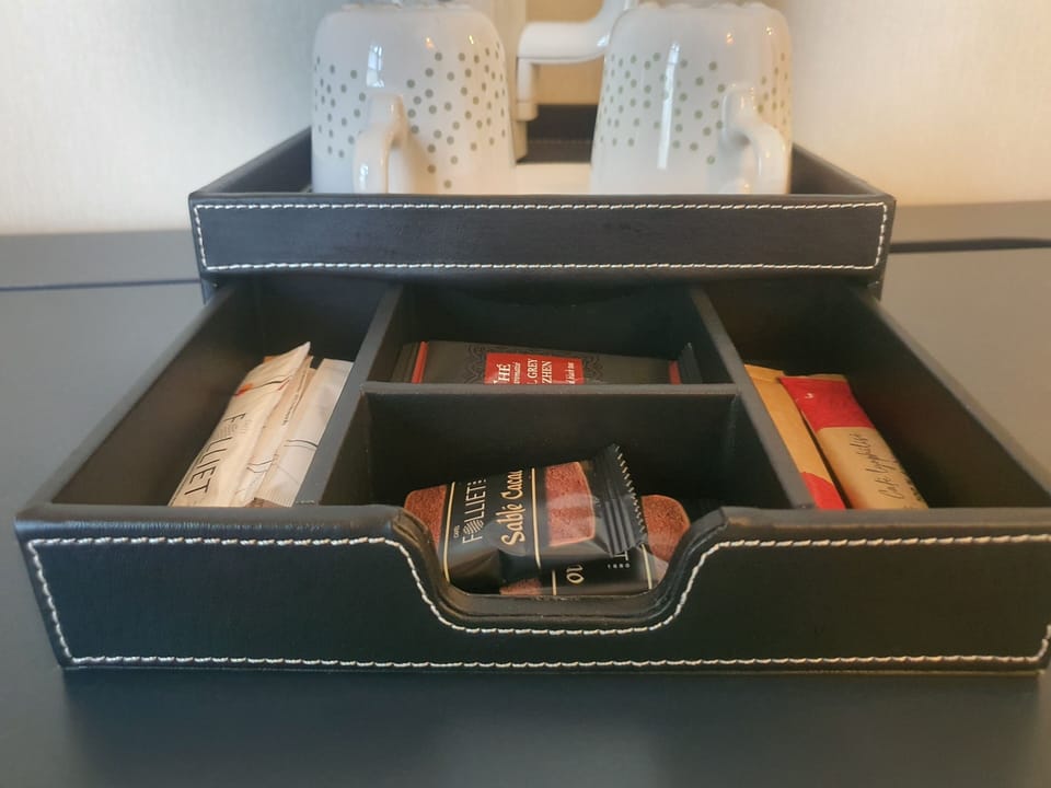 Premium Double Room | In-room dining