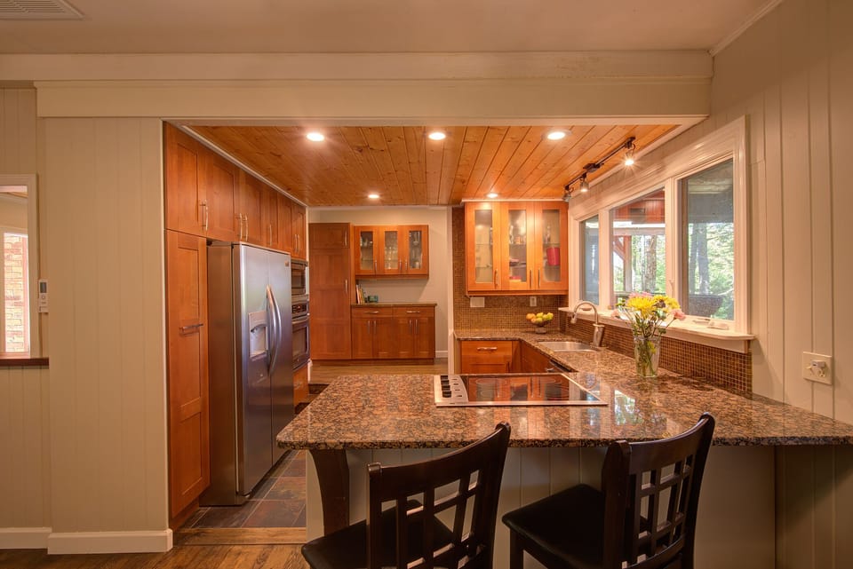 Fully stocked kitchen with everything you will need. 