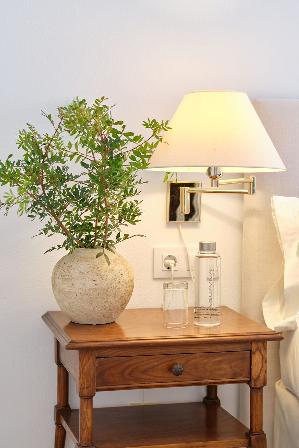 Double Room, Mountain View | Minibar, in-room safe, desk, blackout drapes