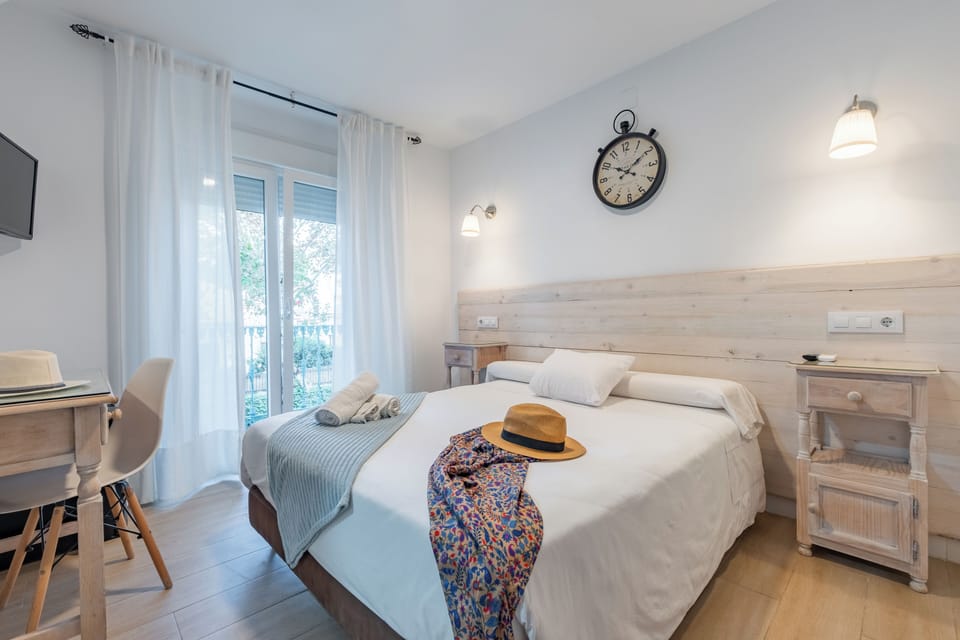 Standard Double Room | Premium bedding, down comforters, individually decorated