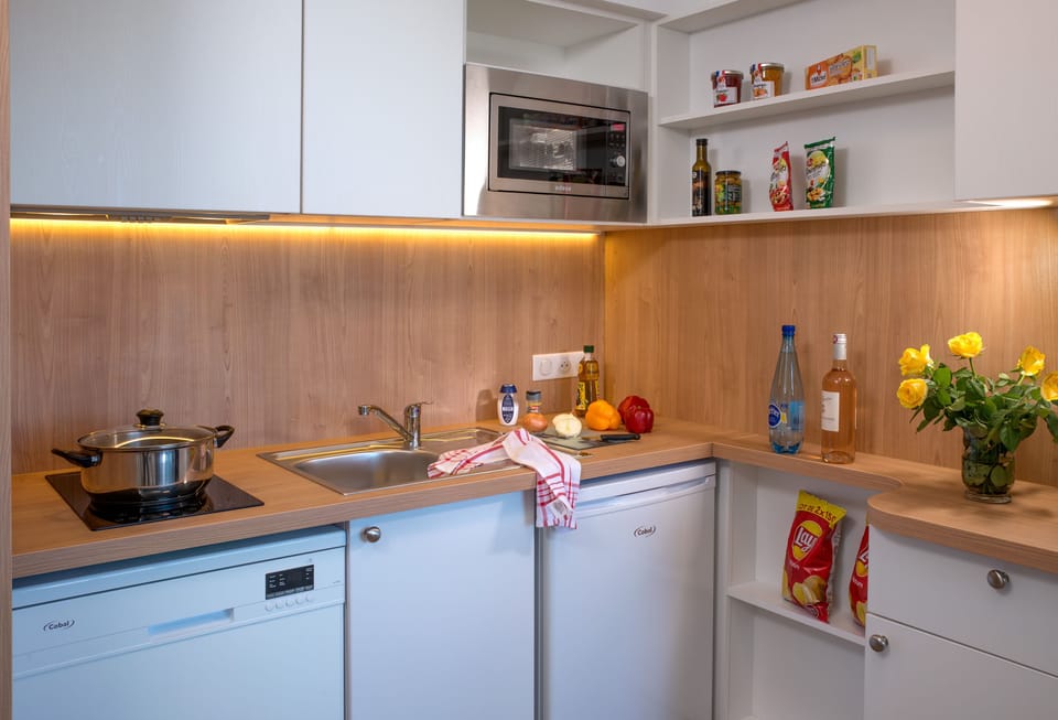 Private kitchenette