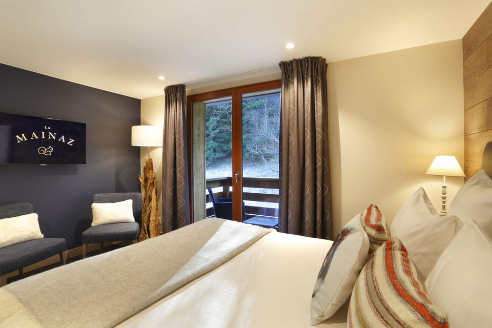 Deluxe Double Room, Balcony | Premium bedding, Select Comfort beds, minibar, in-room safe