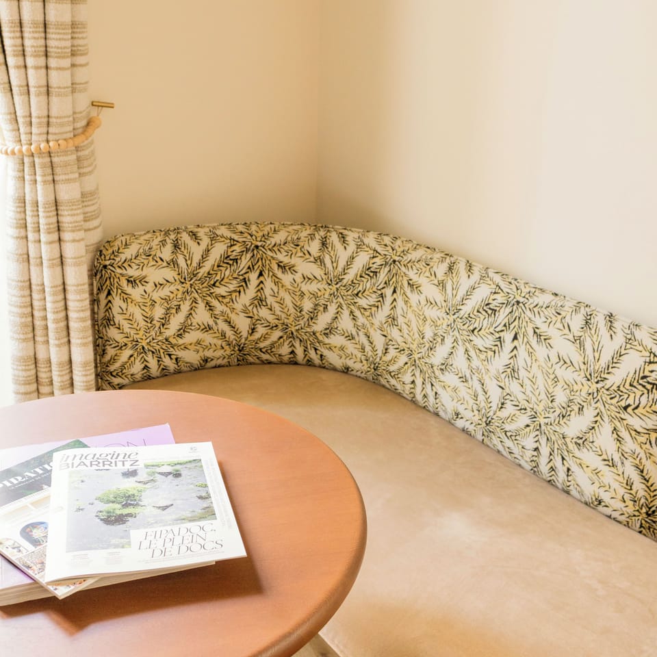 Garden level Room | Premium bedding, in-room safe, individually decorated, desk