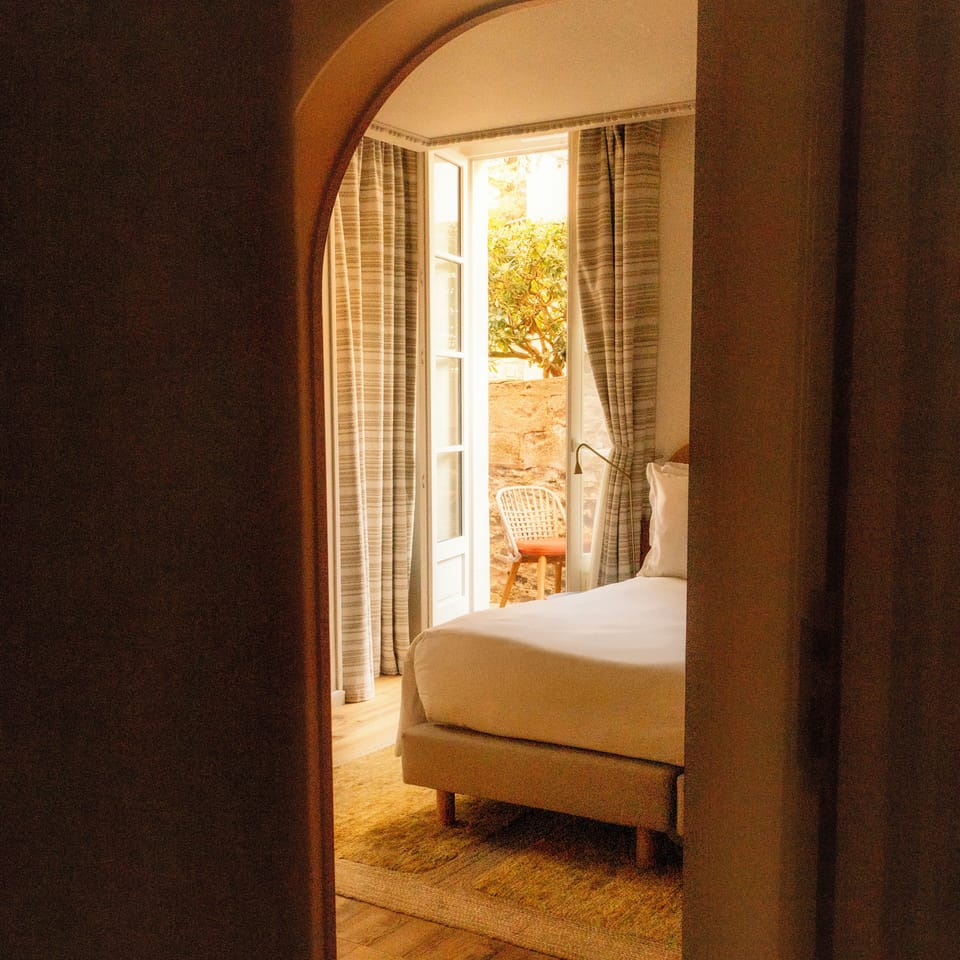 Garden level communicating Room | Premium bedding, in-room safe, individually decorated, desk