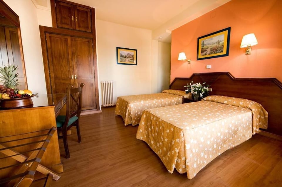 In-room safe, desk, cribs/infant beds, rollaway beds