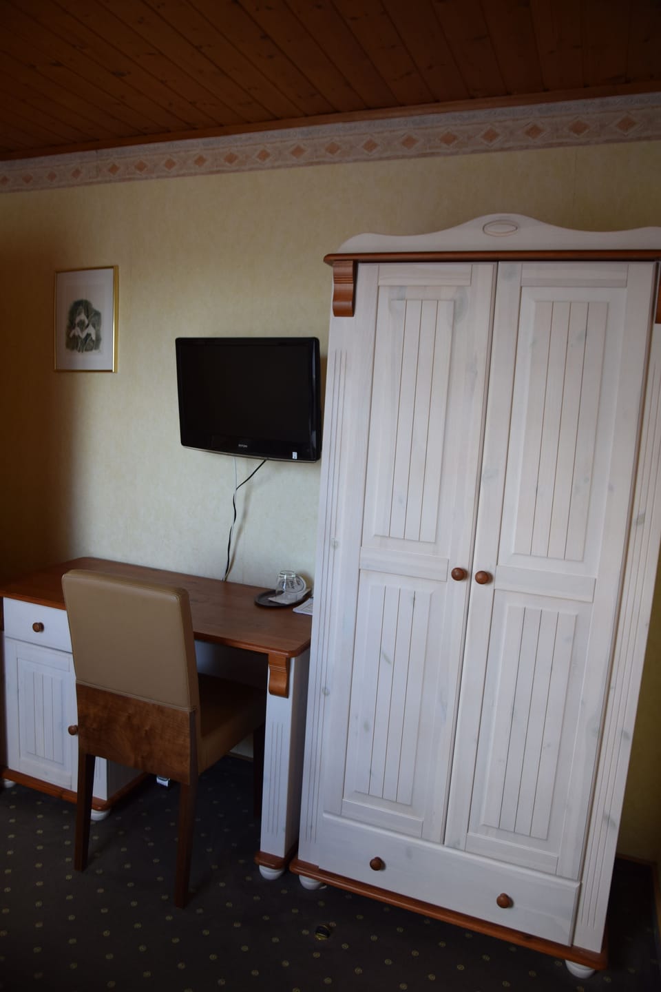 Standard Single Room | Desk, blackout drapes, WiFi (free), bed sheets
