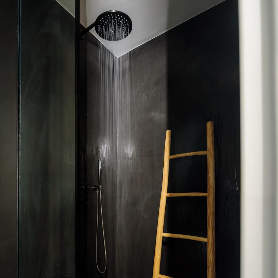 Junior Suite | In-room safe, blackout drapes, WiFi (free), bed sheets