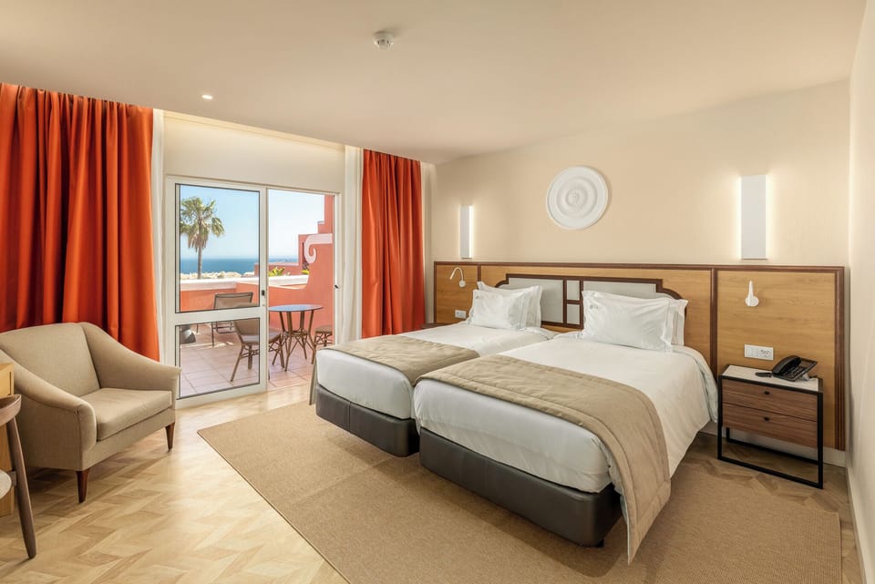 Oceanfront Room | In-room safe, desk, blackout drapes, iron/ironing board