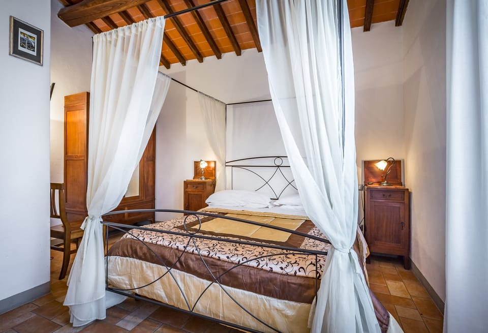 Double Room, 1 Double Bed | Free WiFi, bed sheets