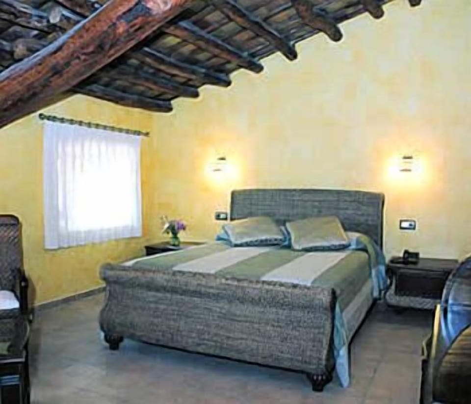 Junior Double Suite | Select Comfort beds, minibar, in-room safe, desk