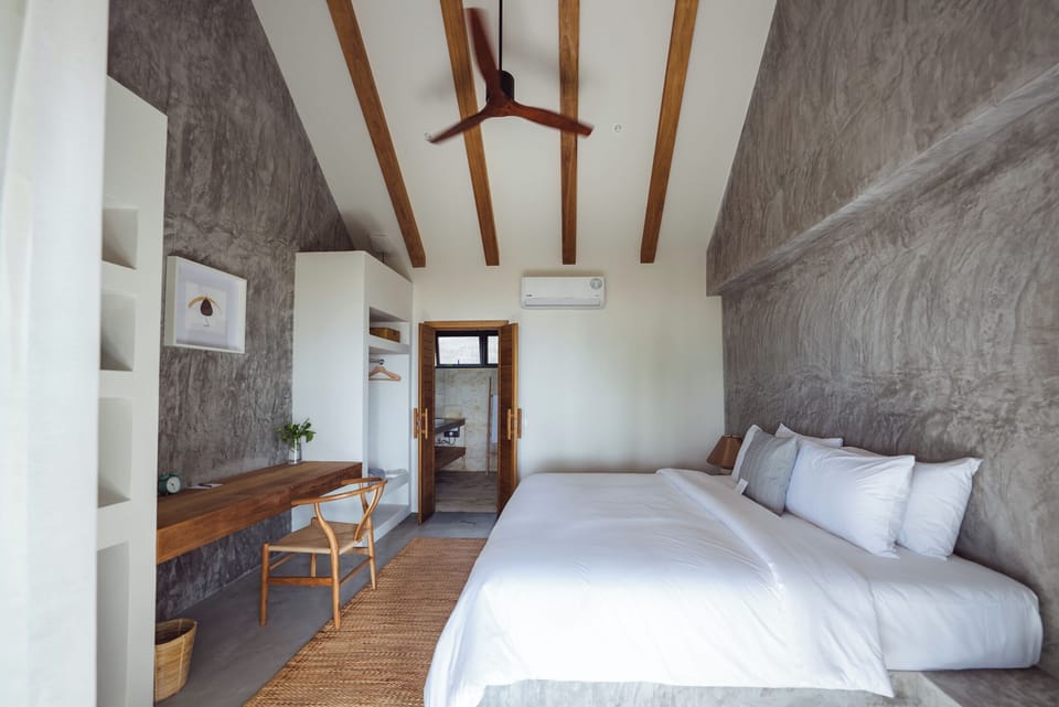 In-room safe, desk, laptop workspace, WiFi (free)
