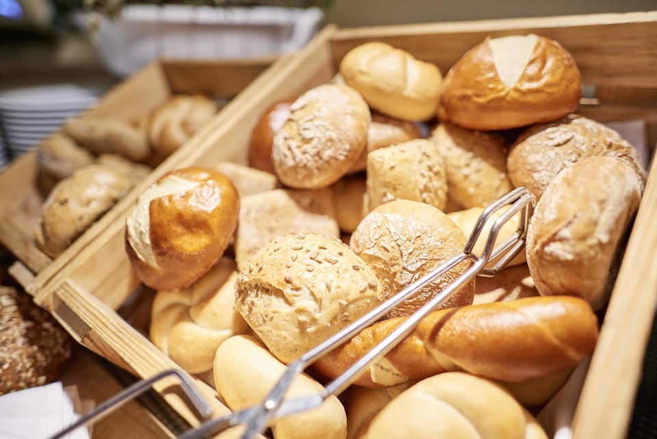 Daily buffet breakfast for a fee