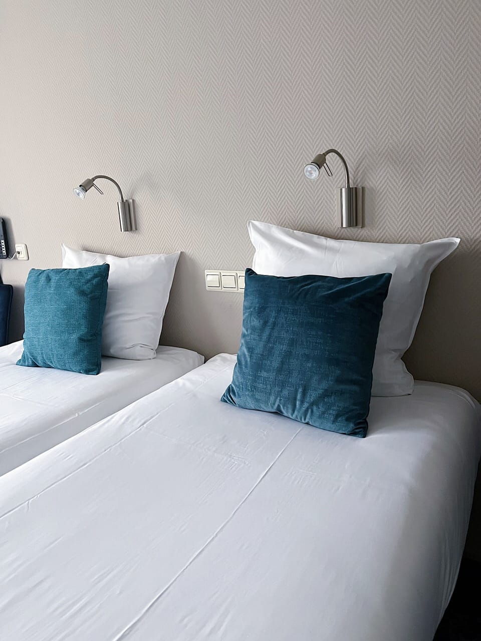 Small Double Room | Desk, free WiFi, bed sheets