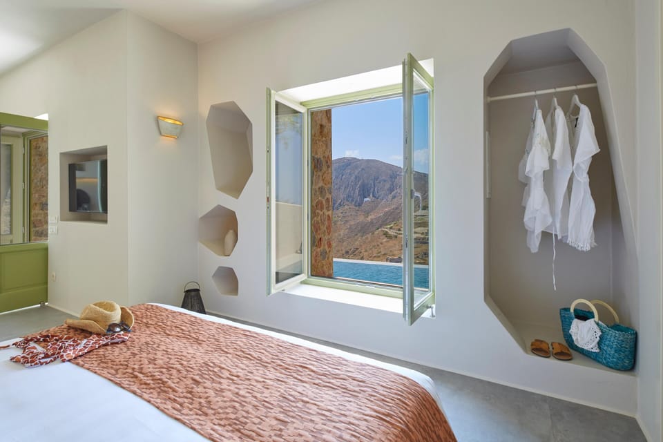 1 bedroom, premium bedding, in-room safe, individually decorated
