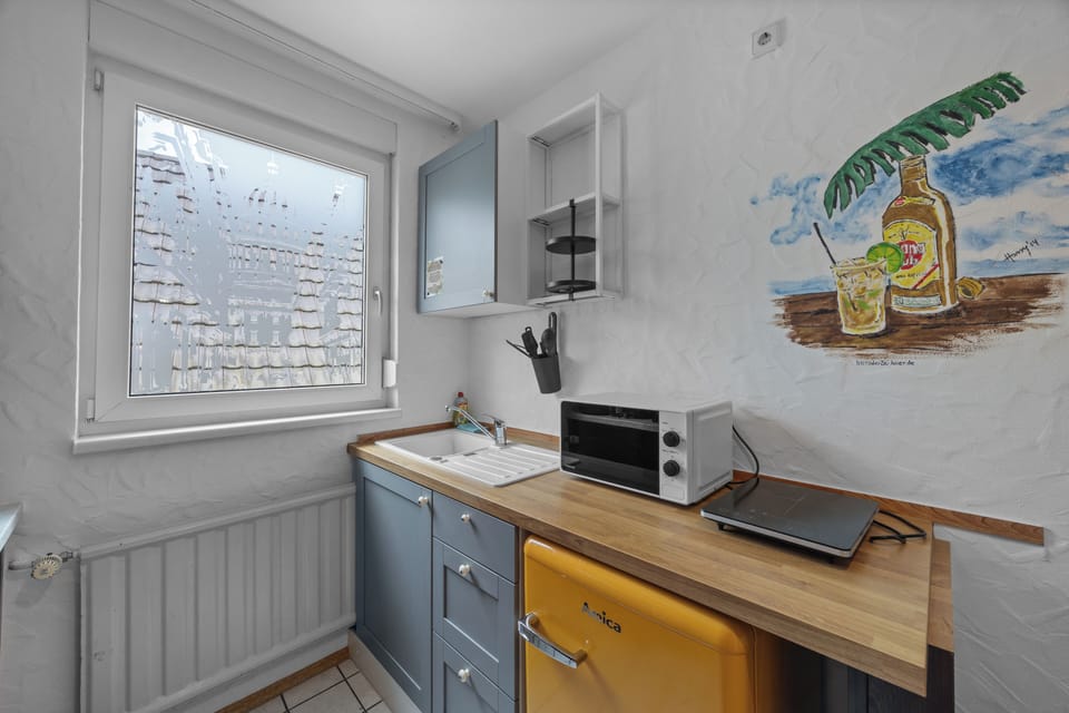 Condo, 2 Bedrooms | Private kitchen