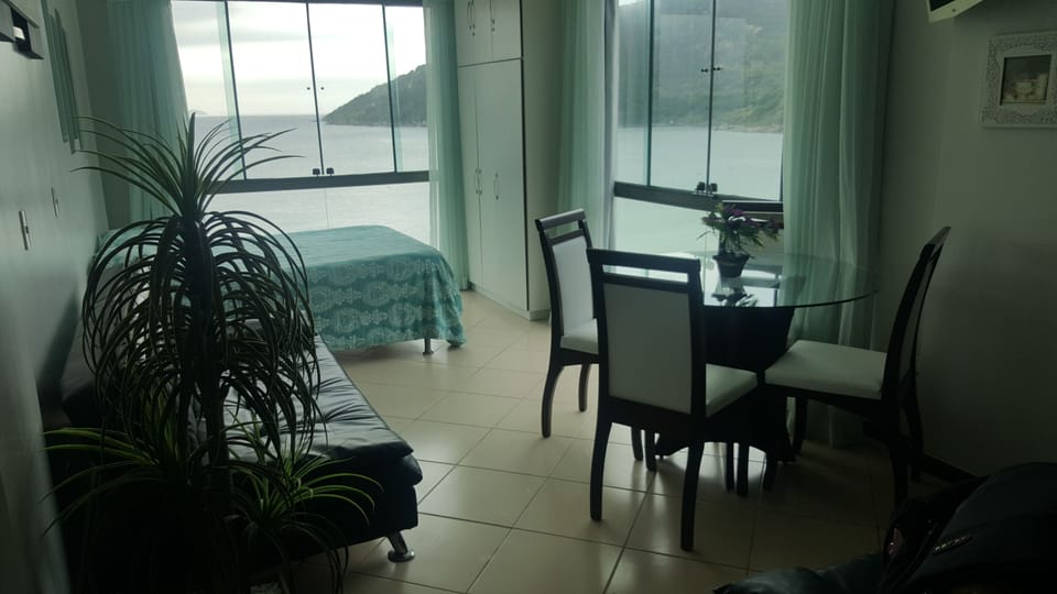 Family Loft | Desk, blackout drapes, iron/ironing board, free WiFi