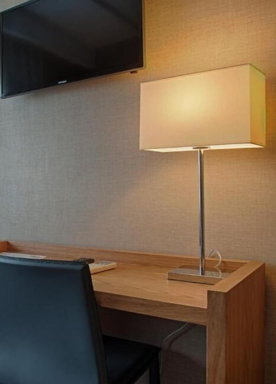 In-room safe, desk, laptop workspace, soundproofing