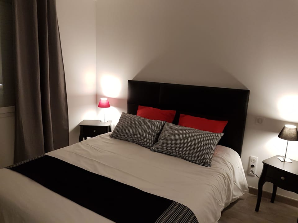 Double Room | 1 bedroom, individually decorated, individually furnished