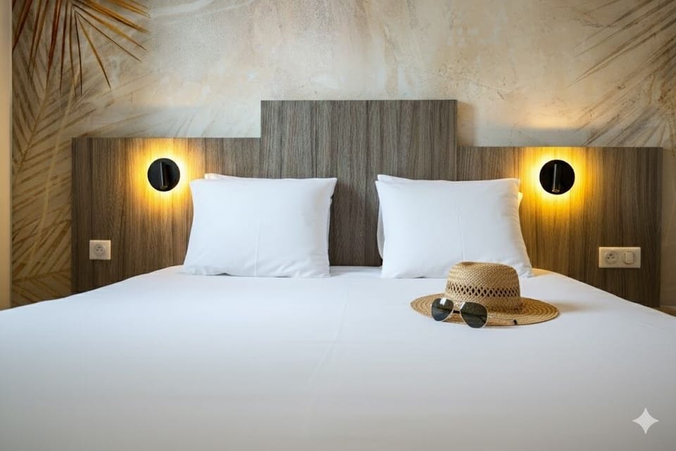 Economy Single Room | Free WiFi, bed sheets