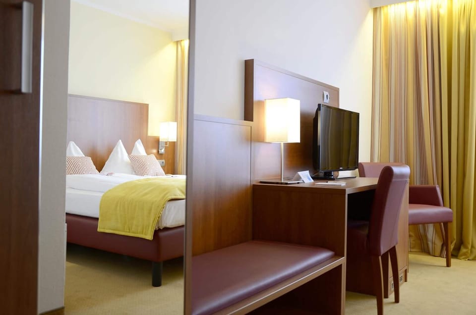 1 bedroom, in-room safe, desk, iron/ironing board (on request)