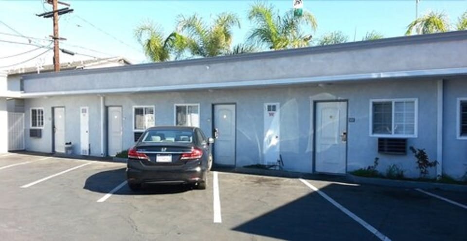 Free self parking